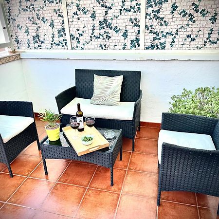 El Rincon De Apolo. Atico Con Aparcamiento Gratis. Apartment Malaga Bagian luar foto