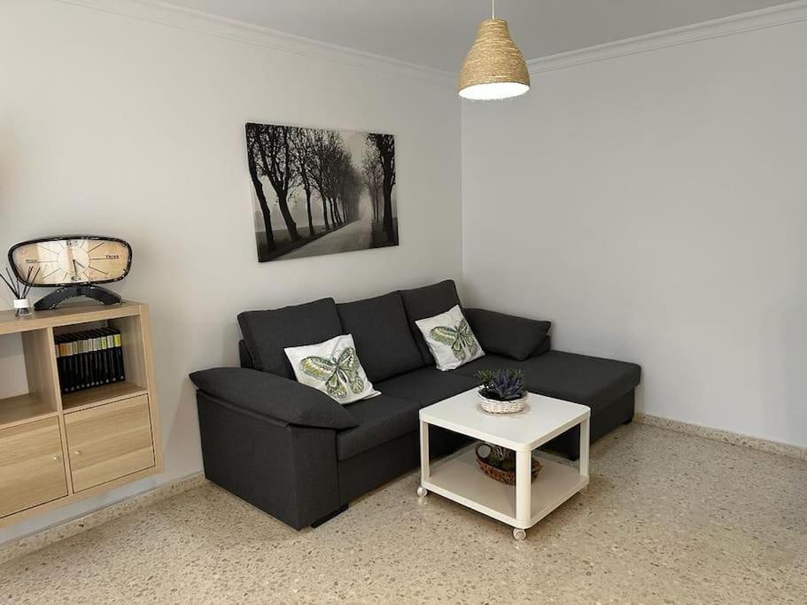 El Rincon De Apolo. Atico Con Aparcamiento Gratis. Apartment Malaga Bagian luar foto